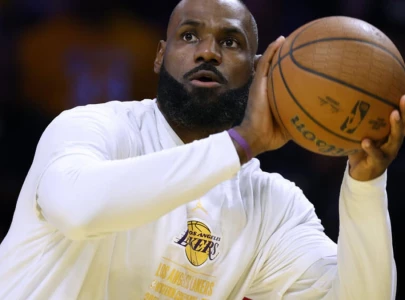 james hopes to bring title magic to 76ers james hopes to bring title magic to 76ers