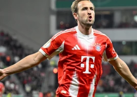 kane diaz send bayern past leverkusen into german cup final