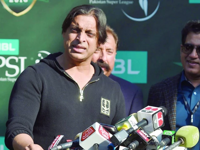 former pacer shoaib akhtar praises mohammad amir s intensity and control photo pcb file former pacer shoaib akhtar praises mohammad amir s intensity and control photo pcb file