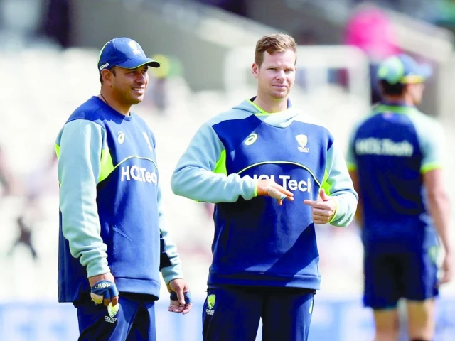 steve smith displays his heavily taped right little finger during practice photo afp file