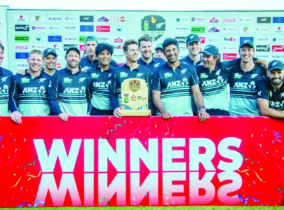 henry guides nz to t20 tri series win henry guides nz to t20 tri series win