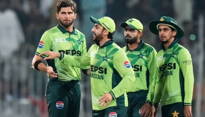shaheen shah afridi picked up the last two wickets to wrap up south africa innings photo afp shaheen shah afridi picked up the last two wickets to wrap up south africa innings photo afp