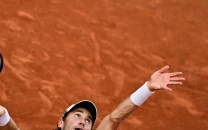 pressure turns to zverev ruud as french open week two begins pressure turns to zverev ruud as french open week two begins