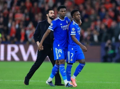 vinicius hits out at benfica cowards vinicius hits out at benfica cowards