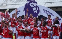 arteta urges arsenal to make history