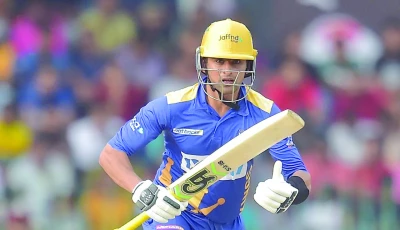 shoaib malik has been criticised by his former teammates for flouting the age rule in hbl psl x photo app