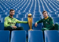 shaheen shah afridi and matthew breetzke with odi series 2025 trophy at iqbal stadium faisalabad photo pcb