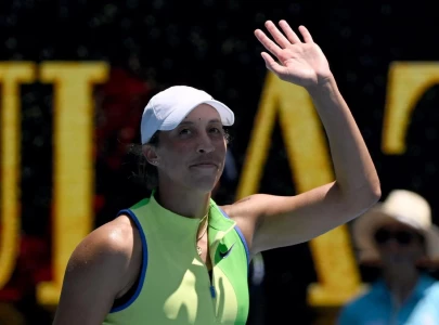 timid keys makes shaky start to australian open