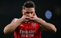 gyokeres lifts arsenal nine clear