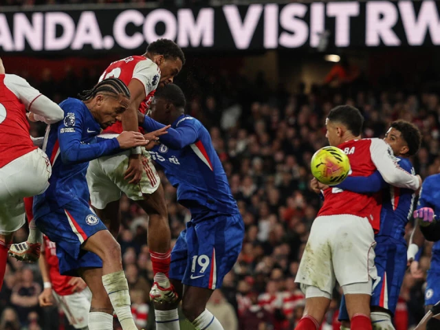 arsenal s jurrien timber 3rd l scores against chelsea photo afp arsenal s jurrien timber 3rd l scores against chelsea photo afp