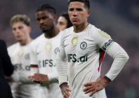 chelsea slumped to a 3 0 defeat at everton photo afp