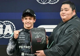 antonelli leads mercedes 1 2 at japanese gp