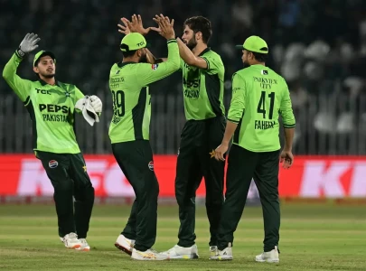 pakistan face stern england test pakistan face stern england test