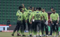 qalandars dominate kingsmen in psl 11 opener