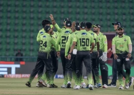 qalandars dominate kingsmen in psl 11 opener