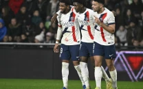 psg beat metz to go top psg beat metz to go top