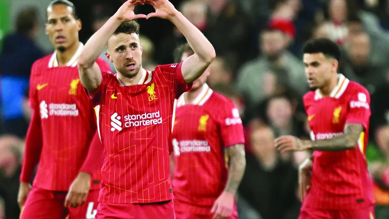 diogo jota 2nd left scored liverpool s winner against everton photo afp diogo jota 2nd left scored liverpool s winner against everton photo afp