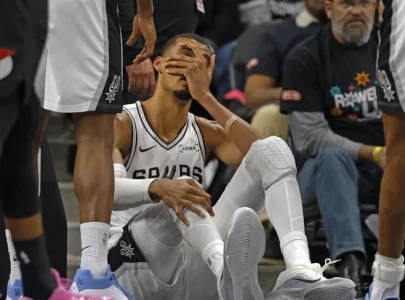 blazers stun spurs after wemby injury