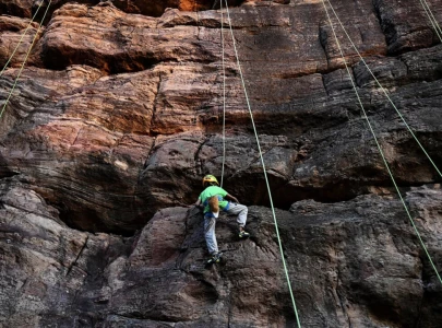 india climbers face obstacles