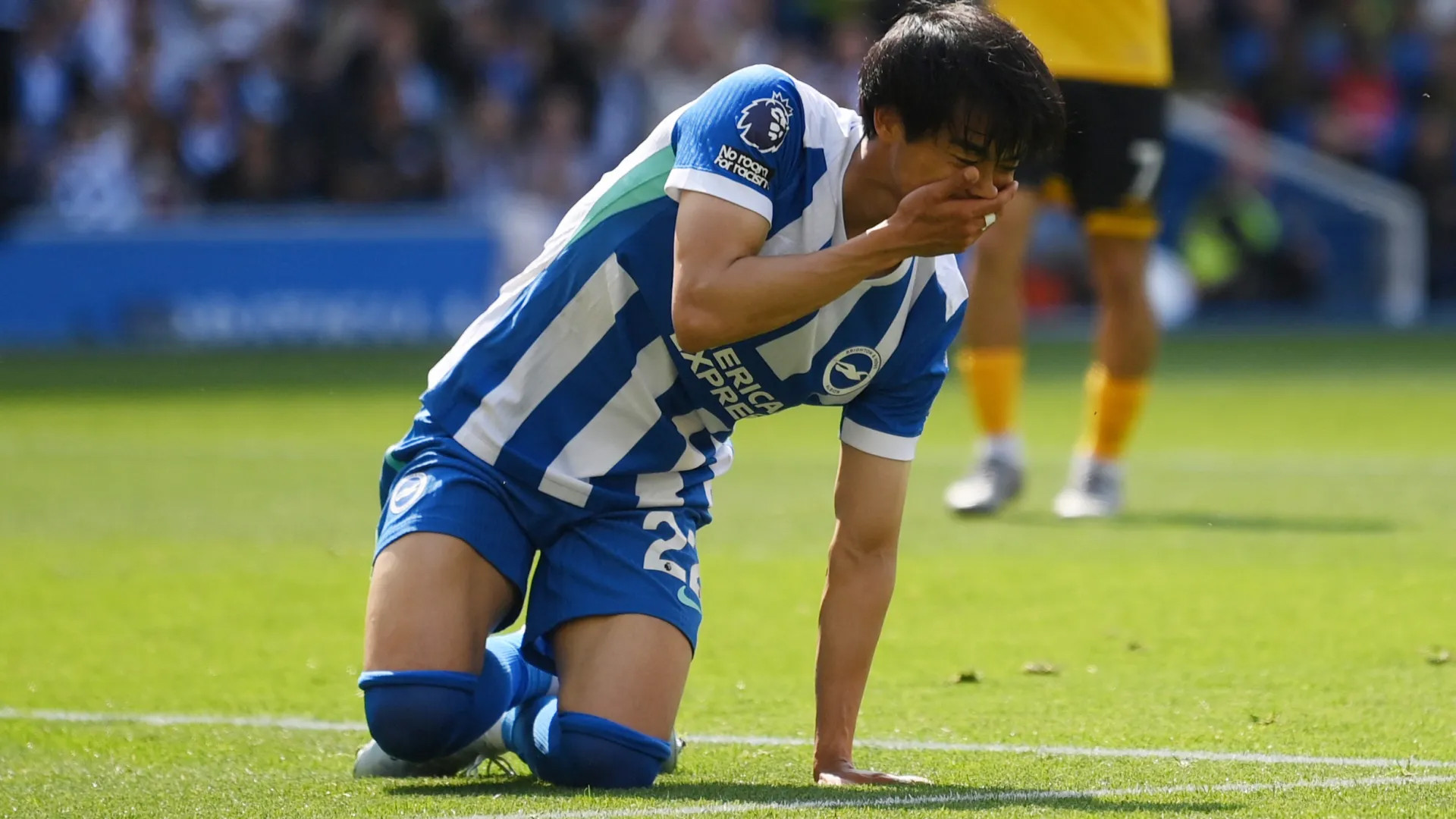 Mitoma misses Japan's World Cup squad after injury setback
