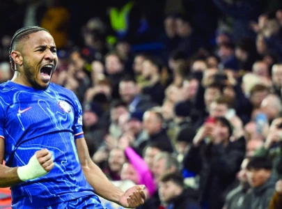 chelsea thrash southampton in ucl race chelsea thrash southampton in ucl race