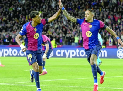 yamal raphinha fire barca past benfica yamal raphinha fire barca past benfica