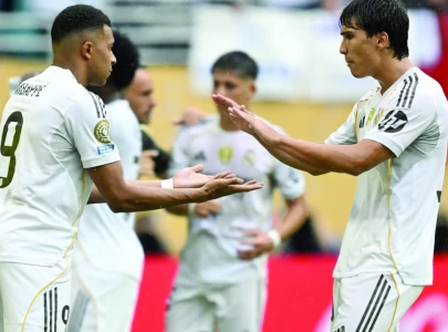 madrid oust juve bvb reach cwc quarters madrid oust juve bvb reach cwc quarters