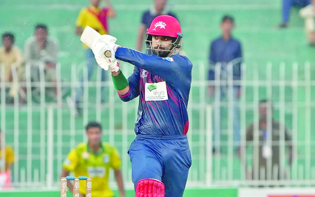 umar amin represented pakistan in four tests 16 odis and 14 t20is photo afp file