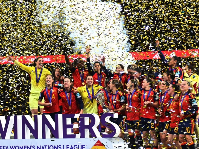 spain s irene paredes lifts the trophy as she celebrates winning the uefa women s nations league final with teammates photo reuters