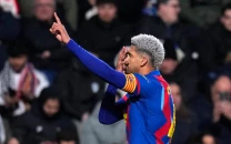 barcelona edge past albacete