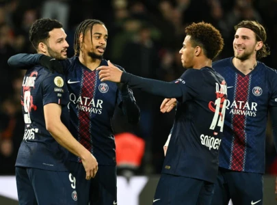 psg win to reclaim ligue 1 lead