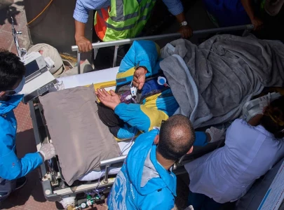 everest survivor recounts ordeal everest survivor recounts ordeal