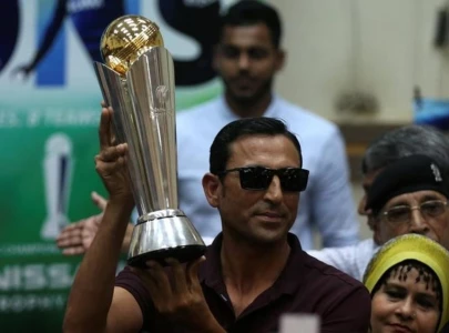 who will handle younis khan who will handle younis khan
