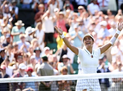 swiatek dumped out of wimbledon by eala swiatek dumped out of wimbledon by eala