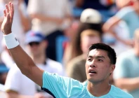american brandon nakashima celebrates after defeating top seeded defending champion alex de minaur of australia in the washington open quarter finals photo afp