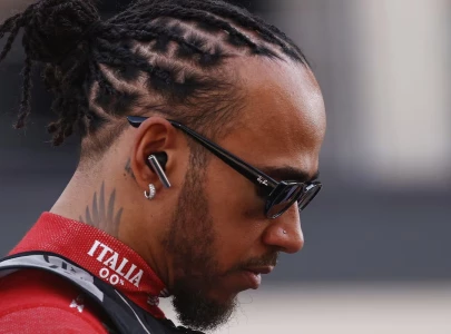 hamilton plans to bin his phone following nightmare season hamilton plans to bin his phone following nightmare season