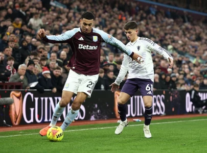 rogers double gives aston villa win over man united