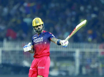 kohli helps bengaluru thump holders kolkata kohli helps bengaluru thump holders kolkata