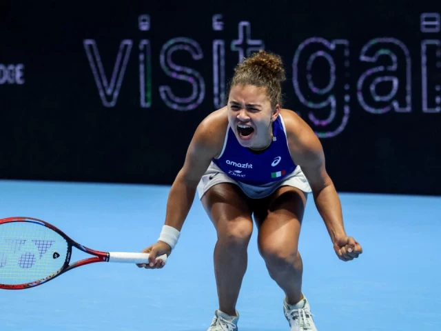 italy s jasmine paolini reacts after a point in her hard fought win over ukraine s elina svitolina photo afp