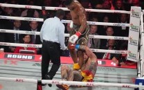 joshua knocks out paul to win netflix boxing bout