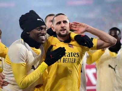 ac milan close gap on city rivals inter