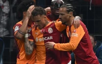 galatasaray thrash 10 man juve in ucl play off 1st leg