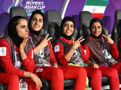 iranian women s soccer squad member changes mind on australia asylum offer to return home