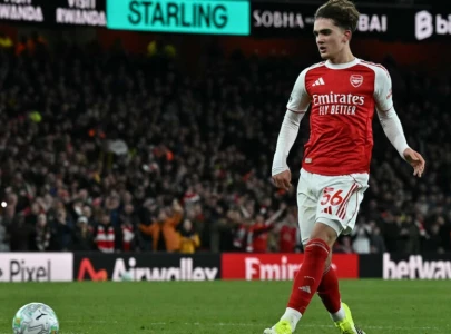 dowman makes history as arsenal strike late dowman makes history as arsenal strike late