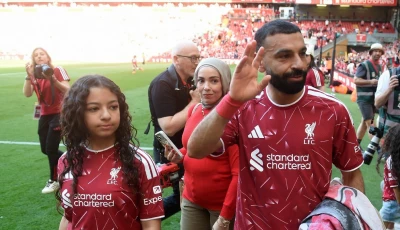 liverpool s mohamed salah with his wife magi and daughter makka after playing his last match for the club photo reuters liverpool s mohamed salah with his wife magi and daughter makka after playing his last match for the club photo reuters