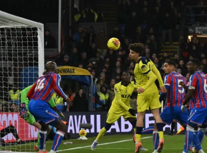 spurs deliver big win for frank