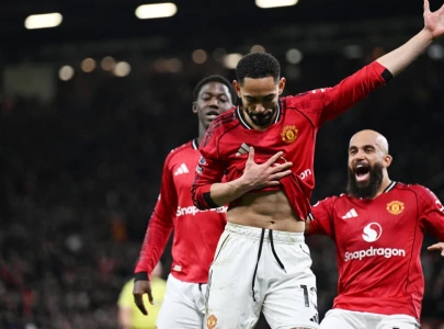 man utd blow lead in bournemouth thriller man utd blow lead in bournemouth thriller