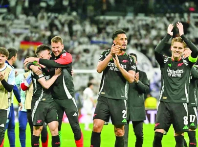 arsenal oust madrid to reach ucl semis