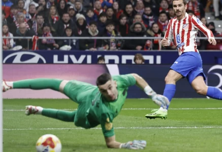 antoine griezmann netted atletico s second goal against his former side barcelona in the copa del rey semi final first leg rout photo afp