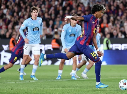 yamal stars as barca edge celta